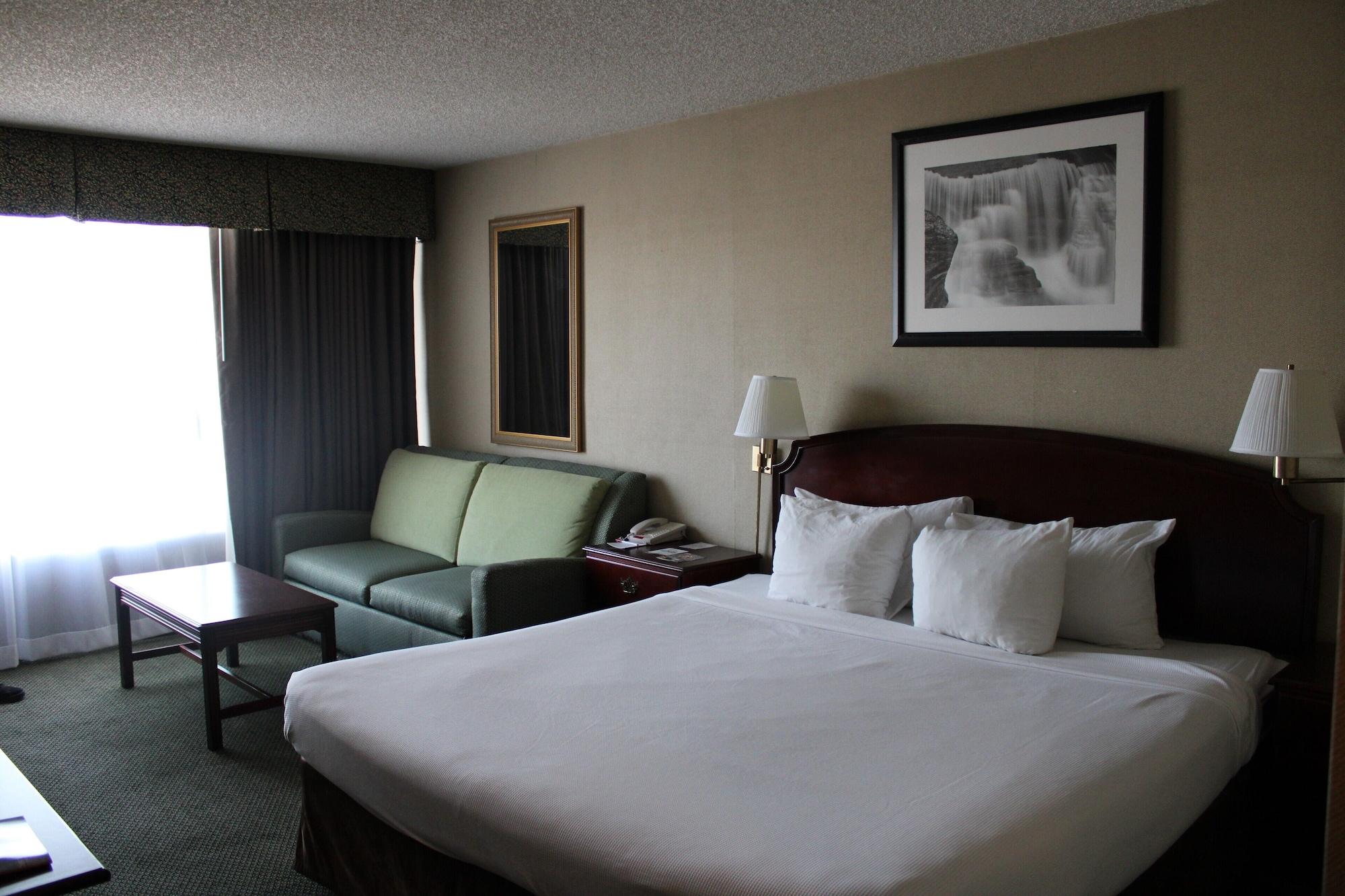 Ramada By Wyndham Reno Hotel & Casino Buitenkant foto